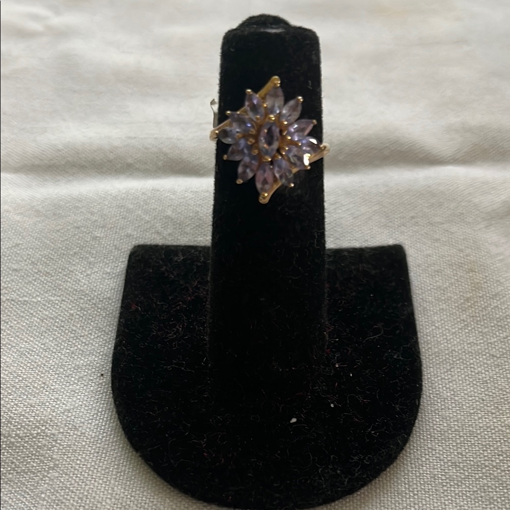 14 Kt Gold Tanzanite Ring Size 6